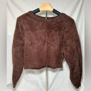Hollister Fuzzy Cropped Sweater - Soft Cozy Long Sleeve - Size M